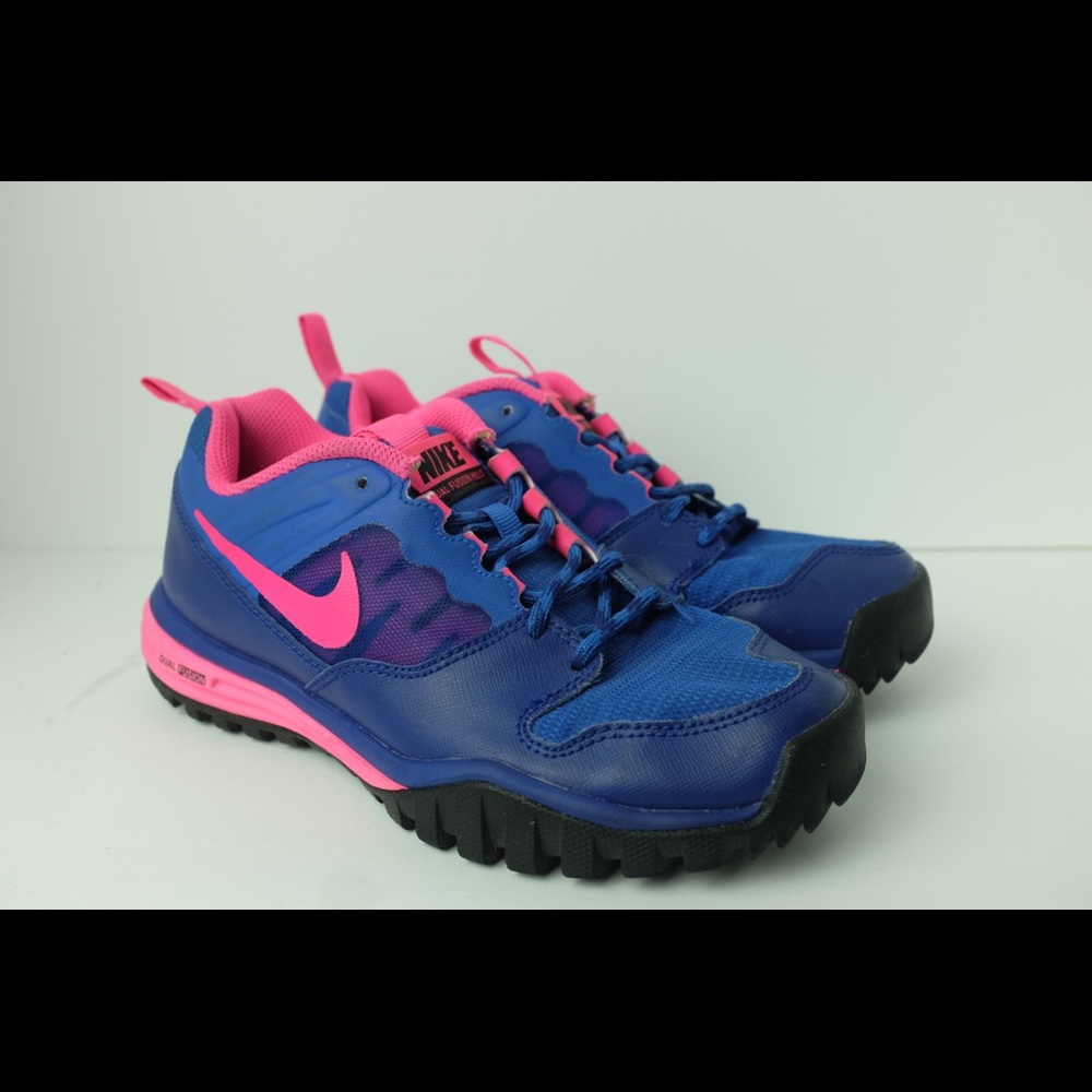 Womens Nike Dual Fusion Hills Trail Running Hiking
